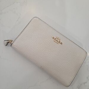 Coach White Leather Wallet